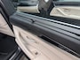 BMW 5-Serie Touring 520i High Executive |Org NL | Comfortstoelen | NAP | 18" | Leer | APK&OH Nieuw