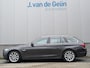 BMW 5-Serie Touring 520i High Executive |Org NL | Comfortstoelen | NAP | 18" | Leer | APK&OH Nieuw