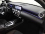 Mercedes-Benz A-klasse 250 e Star Edition / AMG/ Panoramadak/ 19 inch/ Sfeerverlichting