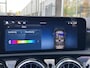 Mercedes-Benz A-klasse 180 Star Edition Luxury | Panoramadak | Apple CarPlay | Android Auto | Donkergetint Glas Achter | Sfeerverlichting | Stoelverwarming | Achteruitrijcamera | Parkeersensoren | Elektrisch Inklapbare Buitenspiegels
