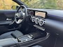 Mercedes-Benz A-klasse 180 Star Edition Luxury | Panoramadak | Apple CarPlay | Android Auto | Donkergetint Glas Achter | Sfeerverlichting | Stoelverwarming | Achteruitrijcamera | Parkeersensoren | Elektrisch Inklapbare Buitenspiegels