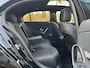 Mercedes-Benz A-klasse 180 Star Edition Luxury | Panoramadak | Apple CarPlay | Android Auto | Donkergetint Glas Achter | Sfeerverlichting | Stoelverwarming | Achteruitrijcamera | Parkeersensoren | Elektrisch Inklapbare Buitenspiegels