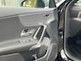 Mercedes-Benz A-klasse 180 Star Edition Luxury | Panoramadak | Apple CarPlay | Android Auto | Donkergetint Glas Achter | Sfeerverlichting | Stoelverwarming | Achteruitrijcamera | Parkeersensoren | Elektrisch Inklapbare Buitenspiegels