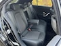 Mercedes-Benz A-klasse 180 Star Edition Luxury | Panoramadak | Apple CarPlay | Android Auto | Donkergetint Glas Achter | Sfeerverlichting | Stoelverwarming | Achteruitrijcamera | Parkeersensoren | Elektrisch Inklapbare Buitenspiegels
