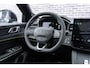Lynk & Co 01 1.5 More | Adaptieve Cruise Control | Dodehoekdetectie | Panoramadak | Stoelverwarming | Stuurverwarming | Infinity Premium Audio Systeem| Apple Carplay/Android Auto | 360 graden Camera | 15,4 inch middendisplay | Elektrisch/Schuifkanteldak | 20 inch lichtmetalen velgen | Lederen bekleding | Elektrisch bedienbare achterklep