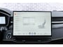 Lynk & Co 01 1.5 More | Adaptieve Cruise Control | Dodehoekdetectie | Panoramadak | Stoelverwarming | Stuurverwarming | Infinity Premium Audio Systeem| Apple Carplay/Android Auto | 360 graden Camera | 15,4 inch middendisplay | Elektrisch/Schuifkanteldak | 20 inch lichtmetalen velgen | Lederen bekleding | Elektrisch bedienbare achterklep