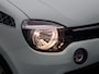 Renault Twingo 90pk TCe Intens ''La Parisiene'' | Stoffen vouwdak | Achteruitrijcamera | LMV | Climate control | Navigatie |