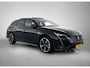 Peugeot 308 SW GT 130pk Automaat | Navigatie | Schuif-/kanteldak | 360° Camera | Matrix LED koplampen | Adaptieve Cruise Control | Handsfree Achterklep | Keyless | Leder/Alcantara sportstoelen | Climate Control | Parkeersensoren v+a | Draadloze Apple CarPlay / Android Auto + telefoonlader | Volledig digitaal instrumentenpaneel | Donker getint glas | 18" lichtmetalen velgen |
