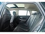 BMW 3-Serie Touring 330e Luxury Line - Panoramadak - Active Cruise Control - BMW Laserlight - Head up - Comfort Access - Sportstoelen - Elektrisch verwarmbare/verstelbare stoelen -