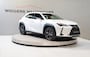 Lexus UX First Edition, Keyless, Stoel-stuurverwarming, Metallic, Totaal 10 jaar garantie!
