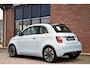 Fiat 500C La Prima 42 kWh Celestial Blue incl-Winterset ACC Stoelverw Camera Carplay