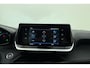 Peugeot e-208 EV Active Pack 50 kWh Stoelverwarming l Navigatie l Airco l Bluetooth l Cruise Control l Apple Carplay & Android Auto l DAB l Stuurwielbediening