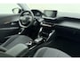 Peugeot e-208 EV Active Pack 50 kWh Stoelverwarming l Navigatie l Airco l Bluetooth l Cruise Control l Apple Carplay & Android Auto l DAB l Stuurwielbediening