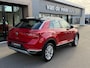 Volkswagen T-Roc 1.5 TSI 150pk DSG Style | Navigatie | Standkachel | Camera | Elek. Achterklep | Dode hoek | 4-Season banden | Rijklaar incl. garantie