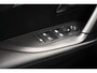 Peugeot e-2008 EV Allure 50 kWh 3-fase [ LED Navi Camera Keyless ]