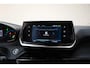 Peugeot e-2008 EV Allure 50 kWh 3-fase [ LED Navi Camera Keyless ]