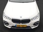 BMW X5 xDrive45e X Line PHEV 395pk Dealer O.H. | Trekhaak Af Fabriek | Luchtvering | Adaptive Cruise | Head Up | 360 Camera | Adaptief Onderstel | Laser LED | Lederen Sportstoelen Memory & Verwarmd | Sfeerverlichting | Keyless | Plug In H