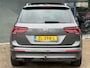 Volkswagen Tiguan 1.5 TSI DSG Highline PANO DIGIDASH TREKHAAK 1E EIGENAAR