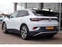 Volkswagen ID.4 204pk First 77 kWh | SoH 92% | Trekhaak | Navigatie | Camera | Stuur & Stoelverwarming | Adaptive Cruise