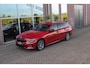 BMW 3-Serie Touring 318i Business Edition Plus | Sport Line | 2e eigenaar | NL auto | Shadow Line | HiFi audio | DAB | M-sportstuur | Sportstoelen | Ambient light | Carplay | PDC