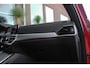BMW 3-Serie Touring 318i Business Edition Plus | Sport Line | 2e eigenaar | NL auto | Shadow Line | HiFi audio | DAB | M-sportstuur | Sportstoelen | Ambient light | Carplay | PDC