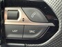 Peugeot 208 100pk GT (Camera - Keyless Entry - LED - Navigatie Automatische Airco - Draadloos laden - Apple Carplay - 3D Cockpit)