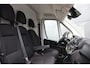 Opel Movano 2.2D 180pk S&S L2H2 3.5t | Automaat | Camera | 3-Zits | Parkeersensoren rondom | Winter & zomerset | 25.000km |