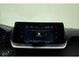 Peugeot e-208 EV Allure 50 kWh Stoelverwarming l Navigatie l Bluetooth l Apple Carplay & Android Auto l Airco l DAB l Keyless