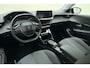 Peugeot e-208 EV Allure 50 kWh Stoelverwarming l Navigatie l Bluetooth l Apple Carplay & Android Auto l Airco l DAB l Keyless