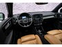 Volvo XC40 Plug-in Hybrid T4 Inscription | Plug-in Hybrid (PHEV) | Trekhaak | Panoramadak | 360 Graden Camera | Harman Kardon Audio | Elektrisch Verstelbare Voorstoelen | Keyless Entry | Cruise Control Adaptief | Navigatie | Apple Carplay | Android Auto