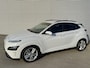 Hyundai Kona Electric EV Premium 64 kWh Informeer altijd even of auto aanwezig is > auto rijdt momenteel > km stand kan iets varieeren | Sport | Premium ++ soundsystem | Keurige wagen !