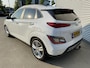Hyundai Kona Electric EV Premium 64 kWh Informeer altijd even of auto aanwezig is > auto rijdt momenteel > km stand kan iets varieeren | Sport | Premium ++ soundsystem | Keurige wagen !
