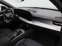 Audi Q3 1.5 200kW e-hybrid S edition | 20 inch velgen | Zwart optiek | Adaptieve dempers | Trekhaak | Apple Carplay | 360 Camera |