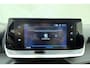 Peugeot 2008 1.2 PureTech Active Pack 130 PK Automaat | Navigatie | Trekhaak  Camera | Carplay | DAB Radio | Elektrisch inklapbare spiegels | Parkeersensoren