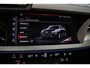 Audi A3 Limousine S edition 35 TFSI 150PK | Panoramadak | 18-Inch | Stoelverwarming | Carbon-Spoiler | Dynamiek-Pakket |  Zwart-Optiek | Ambient-Lightning |