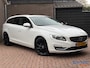 Volvo V60 1.5 T2 Momentum | Automaat | Leder | Camera | Schuif-/kanteldak