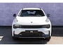 Lynk & Co 01 1.5 Core | Elegante SUV met 1.800 kg trekvermogen | Afneembare trekhaak | Nieuw model | LM velgen 19 inch | Adaptive Cruise Control | Premium Audio Systeem | Apple Carplay/Android Auto | Stoelverwarming | Achteruitrijcamera | Keyless Entry