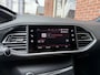 Peugeot 308 SW 1.2 PureT.Blue L. GT TREKHAAK / CAMERA / PANODAK / MASSAGE STOEL