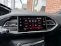 Peugeot 308 SW 1.2 PureT.Blue L. GT TREKHAAK / CAMERA / PANODAK / MASSAGE STOEL