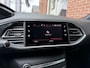 Peugeot 308 SW 1.2 PureT.Blue L. GT TREKHAAK / CAMERA / PANODAK / MASSAGE STOEL
