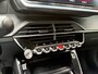 Peugeot 2008 1.2 PureTech Allure VIRTUAL.COCKPIT / HALF.LEER / GROOT.NAVI / C
