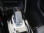 Peugeot 2008 1.2 PureTech GT-Line I AUTOMAAT I PANORAMADAK I NAVIGATIE I ACHTERUITRIJCAMERA I PARKEERSENSOREN VOOR & ACHTER I STOFFEN ZITDELEN MET LEDEREN ZIJKANTEN I