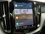 Volvo XC60 T8 Plug-in hybrid AWD Ultra Bright | Trekhaak | Luchtvering | Gelamineerd Glas | 21'' wielen | 360 graden camera |