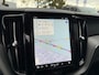 Volvo XC60 T8 Plug-in hybrid AWD Ultra Bright | Trekhaak | Luchtvering | Gelamineerd Glas | 21'' wielen | 360 graden camera |