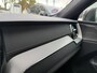Volvo XC60 T8 Plug-in hybrid AWD Ultra Bright | Trekhaak | Luchtvering | Gelamineerd Glas | 21'' wielen | 360 graden camera |