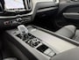 Volvo XC60 T8 Plug-in hybrid AWD Ultra Bright | Trekhaak | Luchtvering | Gelamineerd Glas | 21'' wielen | 360 graden camera |