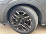 Peugeot 5008 1.2 HYBRID 145PK 7-ZITS GT AUTOMAAT Adaptieve Cruise! | 19LMV | 7Pers! | Keyless | Camera | Leder/Stof | Stuur&Stoelverwarming | Clima | Navigatie | Carplay | | 2 stoelen op derde rij | Achterbank verstelbaar | Achteruitrijcamera