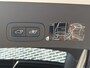 Volvo XC40 Plug-in Hybrid T5 R-Design | Trekhaak | Panoramadak | Harman Kardon Audio | Achteruitrijcamera | Stoelverwarming | Verwarmde Voorruit | Navigatie | BLIS | Cruise Control Adaptief | LED Koplampen Adaptief