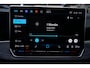 Volkswagen Passat R-line 150 PK DSG Panodak camera IQ Light Stoel-/stuurverwarming Apple Carplay R-Line int./ext. 19 Inch