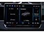 Volkswagen Passat R-line 150 PK DSG Panodak camera IQ Light Stoel-/stuurverwarming Apple Carplay R-Line int./ext. 19 Inch